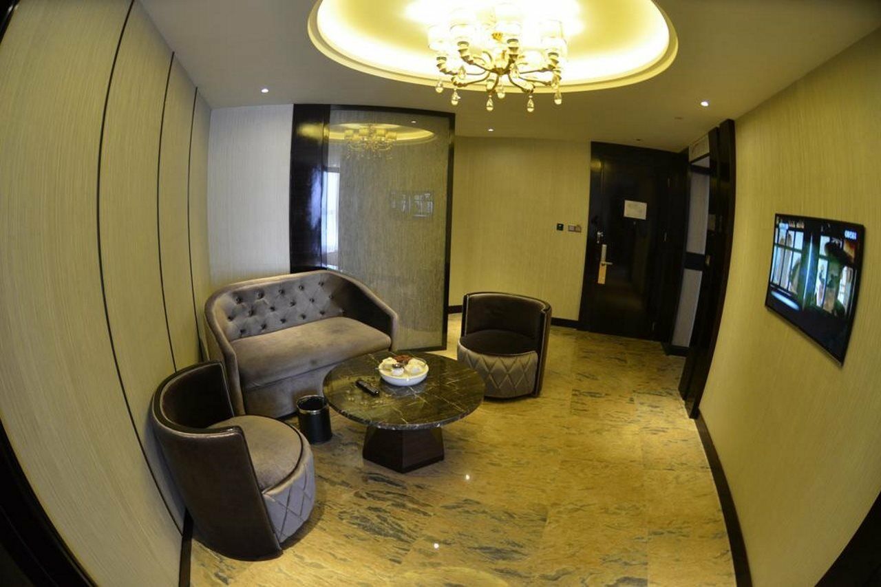Xiamen Wanjia Oriental Hotel Екстериор снимка